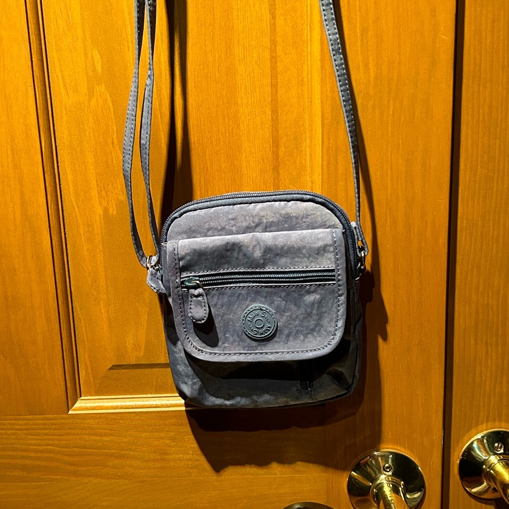 Multi-sac crossbody bag 🍎